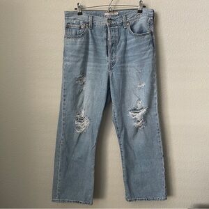 Levi's Light Blue Distressed Rib Cage Strait Ankle Jeans 32